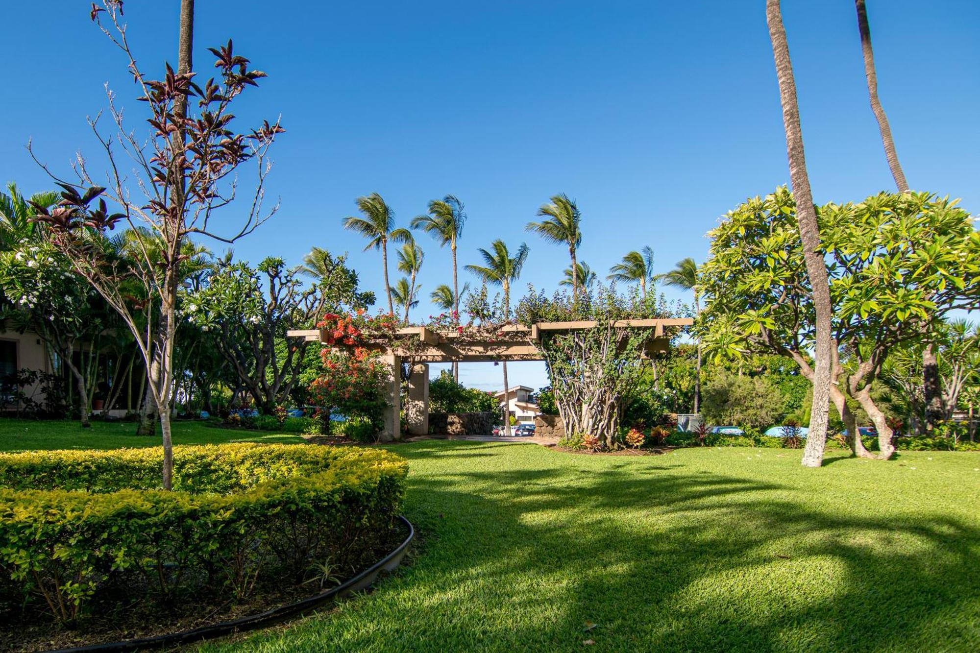 Kihei Akahi Garden View Studio ไวเลอา ภายนอก รูปภาพ